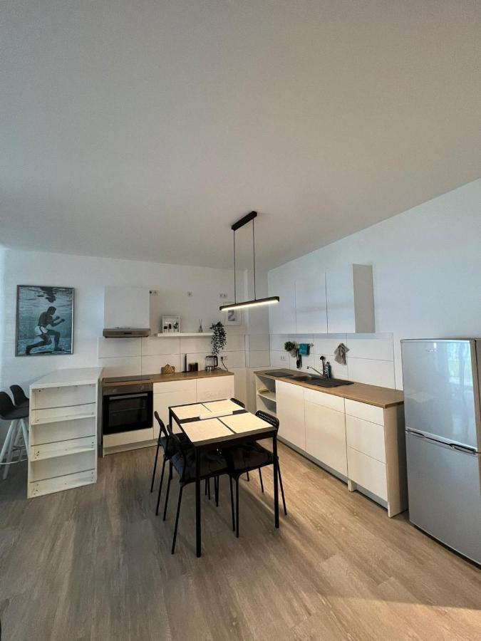 Luxurioeses Apartment Fuer 4 Personen, Neubau, Parkplatz Free Bochum Extérieur photo