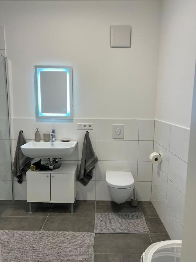 Luxurioeses Apartment Fuer 4 Personen, Neubau, Parkplatz Free Bochum Extérieur photo